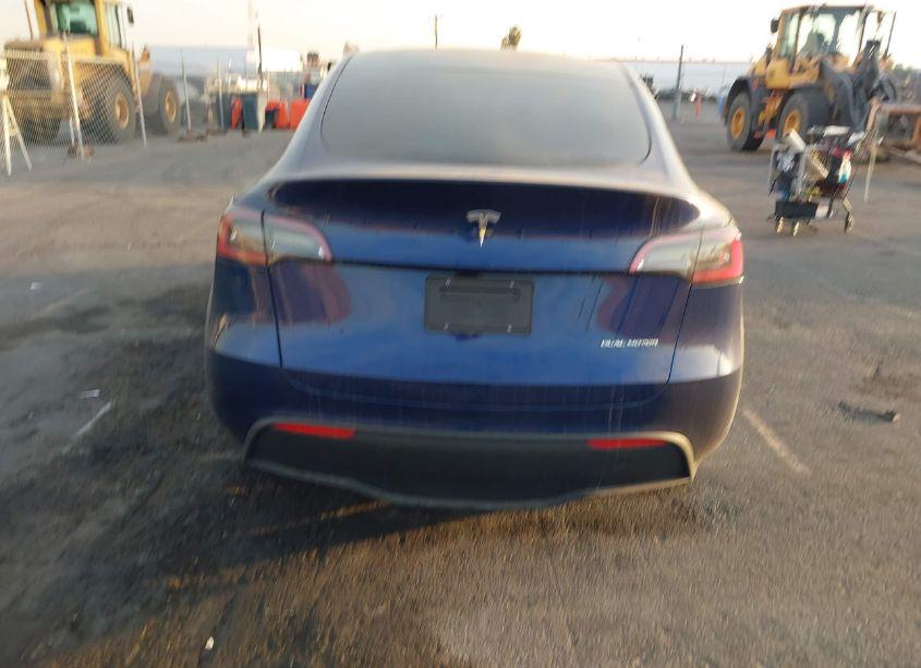 Photo 16 of 2023 Tesla Model Y AWD/LONG RANGE DUAL MOTOR ALL-WHEEL DRIVE (VIN 7SAYGDEE3PA116752)