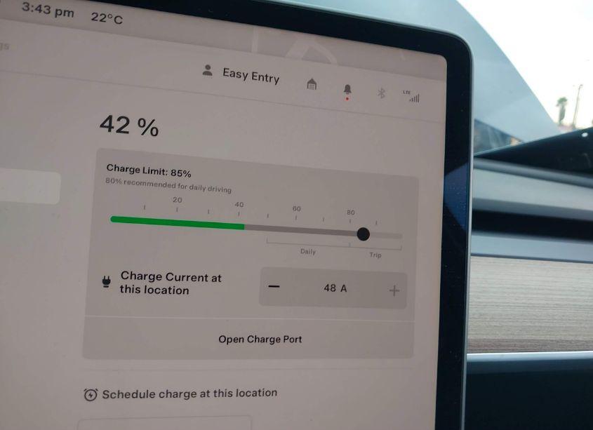 Photo 17 of 2023 Tesla Model Y AWD/LONG RANGE DUAL MOTOR ALL-WHEEL DRIVE (VIN 7SAYGDEE3PA116752)