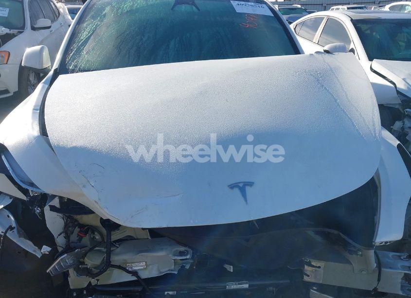 Photo 10 of 2023 Tesla Model Y AWD/LONG RANGE DUAL MOTOR ALL-WHEEL DRIVE (VIN 7SAYGDEE3PA130666)