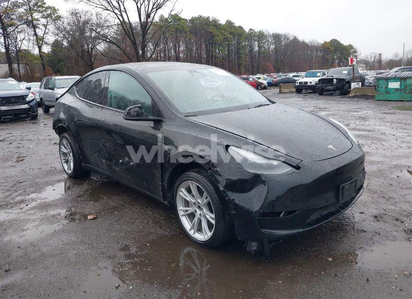 Photo 13 of 2023 Tesla Model Y AWD/LONG RANGE DUAL MOTOR ALL-WHEEL DRIVE (VIN 7SAYGDEE3PA173582)