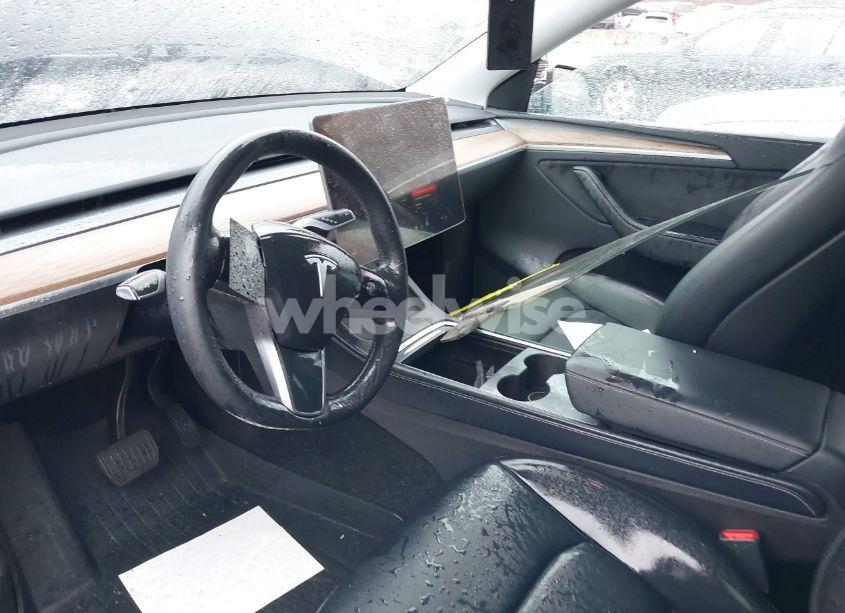 Photo 5 of 2023 Tesla Model Y AWD/LONG RANGE DUAL MOTOR ALL-WHEEL DRIVE (VIN 7SAYGDEE3PA173582)