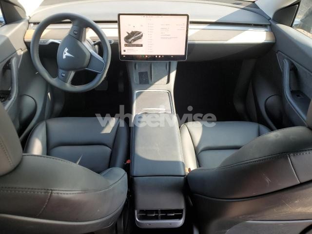 Photo 2 of 2023 TESLA MODEL Y (VIN 7SAYGDEE3PA186607)