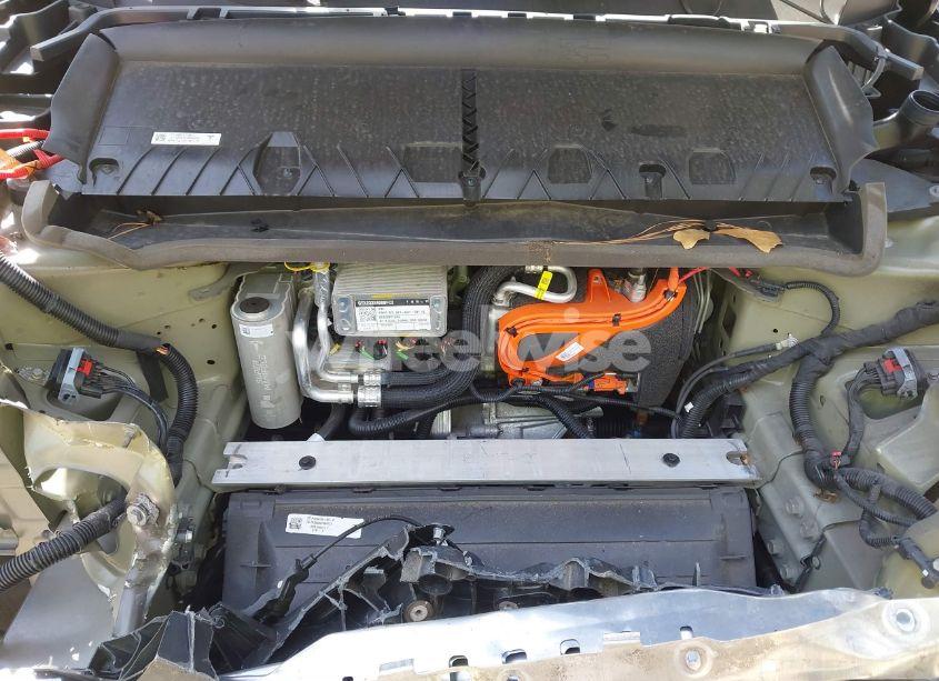 Photo 10 of 2023 Tesla Model Y AWD/LONG RANGE DUAL MOTOR ALL-WHEEL DRIVE (VIN 7SAYGDEE3PA193363)