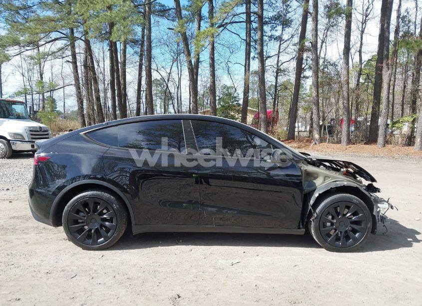 Photo 14 of 2023 Tesla Model Y AWD/LONG RANGE DUAL MOTOR ALL-WHEEL DRIVE (VIN 7SAYGDEE3PA193363)