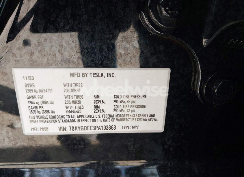 Photo 9 of 2023 Tesla Model Y AWD/LONG RANGE DUAL MOTOR ALL-WHEEL DRIVE (VIN 7SAYGDEE3PA193363)