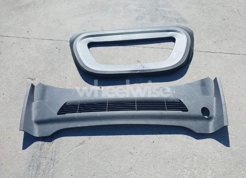 Photo 12 of 2023 Tesla Model Y AWD/LONG RANGE DUAL MOTOR ALL-WHEEL DRIVE (VIN 7SAYGDEE3PA201333)