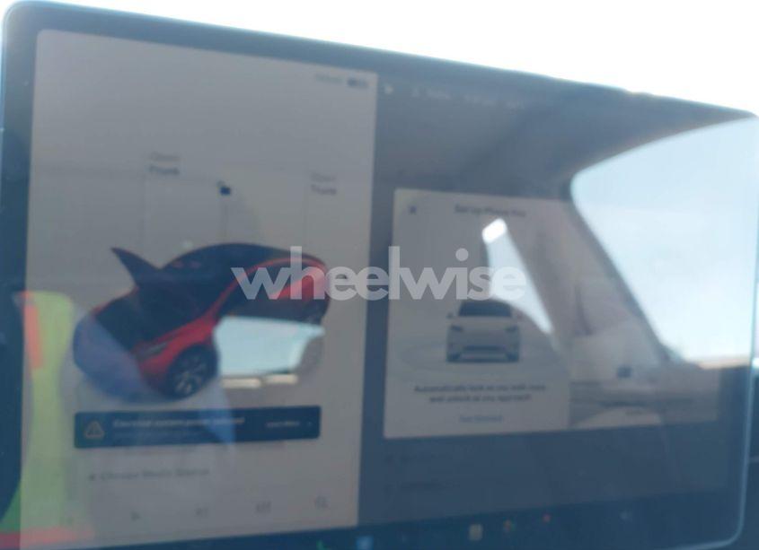 Photo 19 of 2023 Tesla Model Y AWD/LONG RANGE DUAL MOTOR ALL-WHEEL DRIVE (VIN 7SAYGDEE3PA201333)