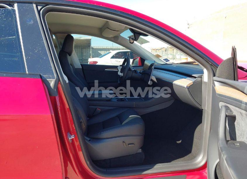 Photo 5 of 2023 Tesla Model Y AWD/LONG RANGE DUAL MOTOR ALL-WHEEL DRIVE (VIN 7SAYGDEE3PA201333)