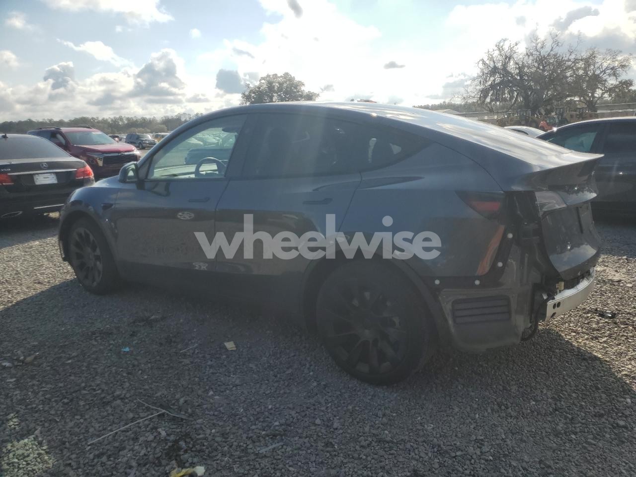 Photo 2 of 2023 TESLA MODEL Y (VIN 7SAYGDEE3PA204135)