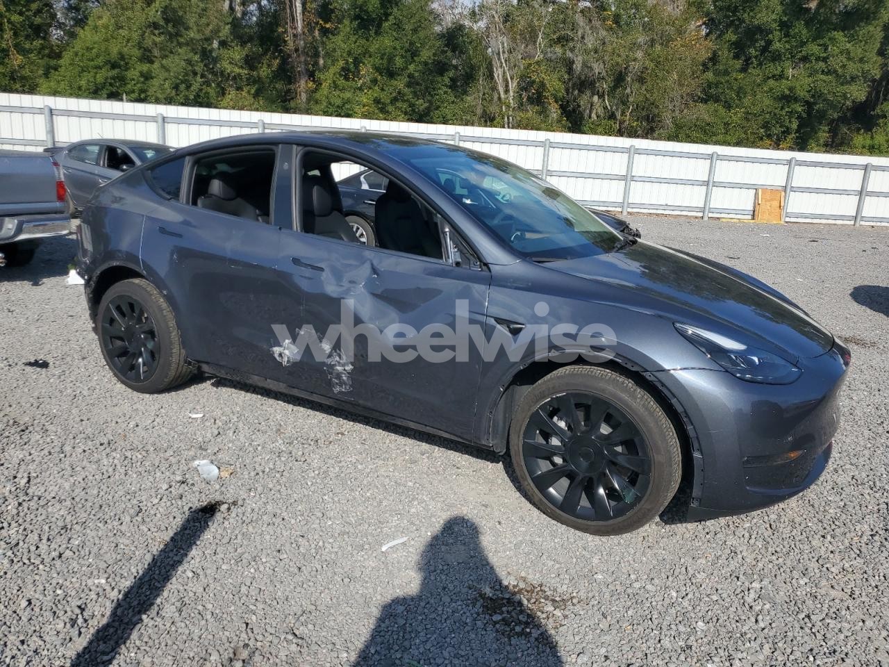 Photo 4 of 2023 TESLA MODEL Y (VIN 7SAYGDEE3PA204135)