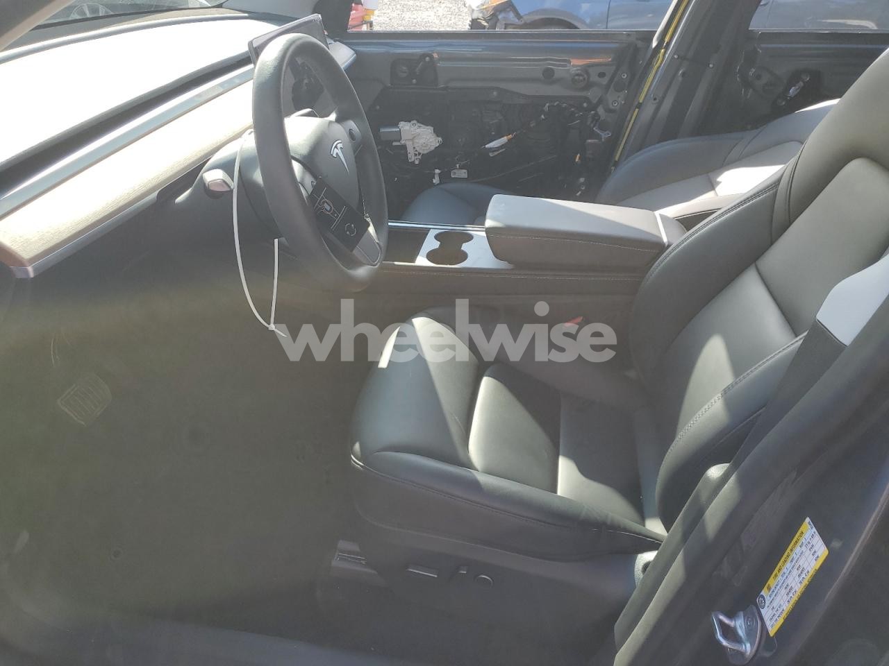 Photo 7 of 2023 TESLA MODEL Y (VIN 7SAYGDEE3PA204135)