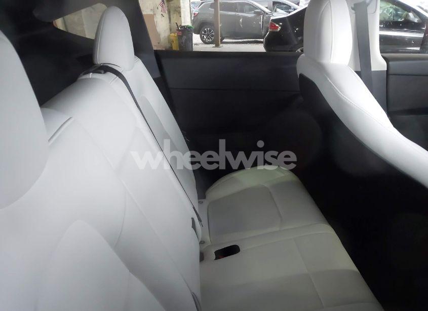 Photo 5 of 2023 Tesla Model Y AWD/LONG RANGE DUAL MOTOR ALL-WHEEL DRIVE (VIN 7SAYGDEE3PF618454)