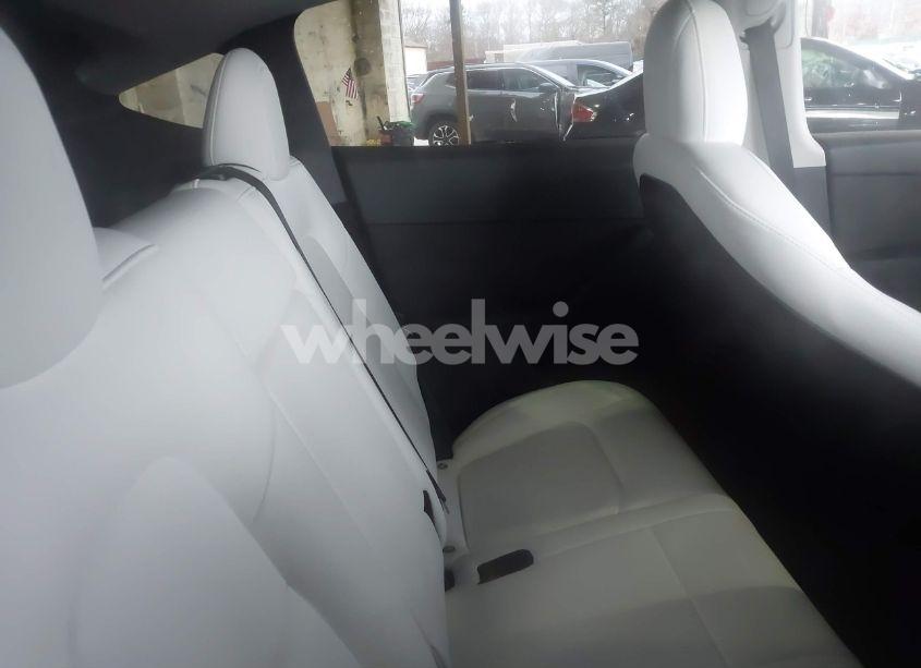 Photo 8 of 2023 Tesla Model Y AWD/LONG RANGE DUAL MOTOR ALL-WHEEL DRIVE (VIN 7SAYGDEE3PF618454)