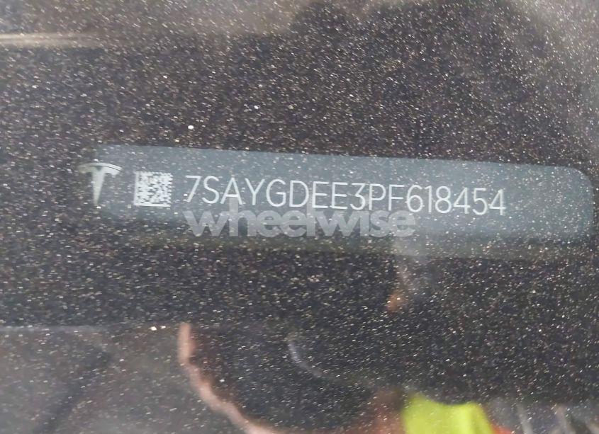 Photo 9 of 2023 Tesla Model Y AWD/LONG RANGE DUAL MOTOR ALL-WHEEL DRIVE (VIN 7SAYGDEE3PF618454)