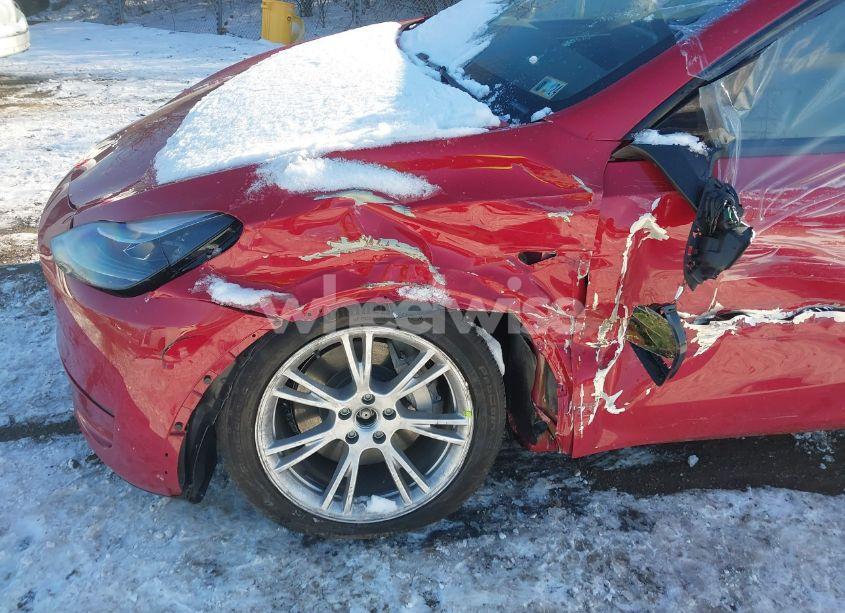 Photo 6 of 2023 Tesla Model Y AWD/LONG RANGE DUAL MOTOR ALL-WHEEL DRIVE (VIN 7SAYGDEE3PF689301)