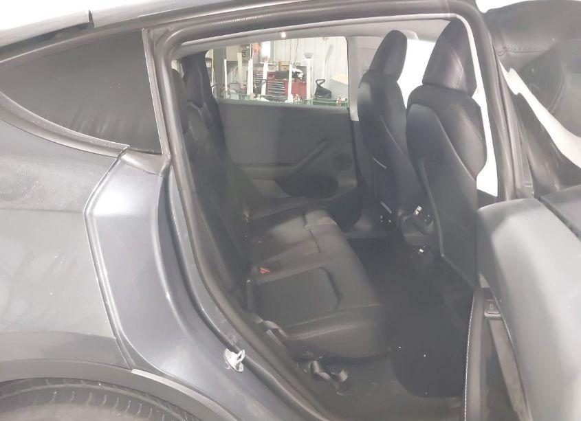 Photo 8 of 2023 Tesla Model Y AWD/LONG RANGE DUAL MOTOR ALL-WHEEL DRIVE (VIN 7SAYGDEE3PF715864)