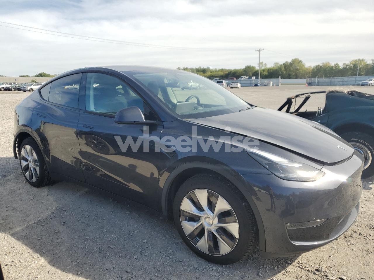 Photo 4 of 2024 TESLA MODEL Y (VIN 7SAYGDEE3RA218426)