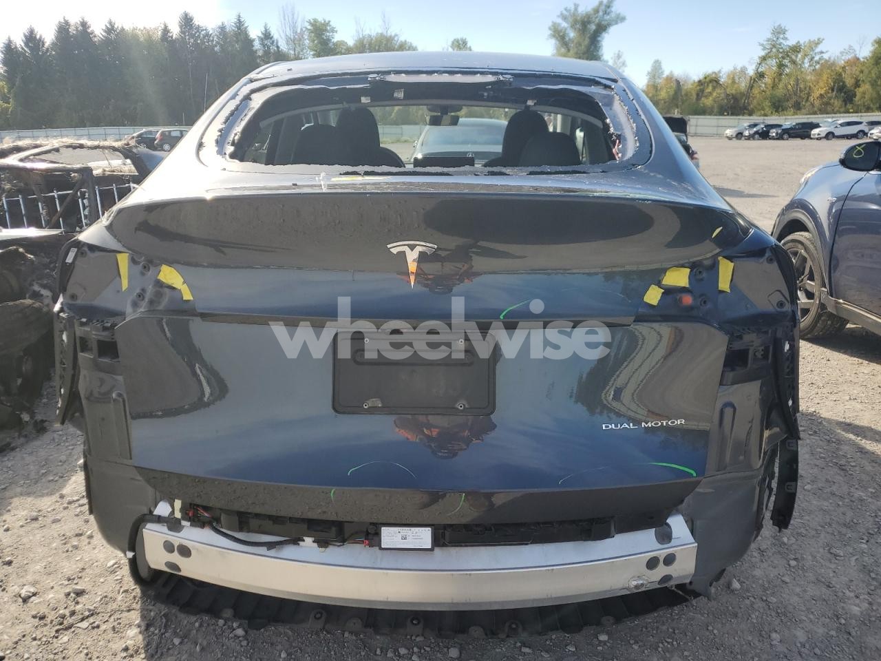 Photo 6 of 2024 TESLA MODEL Y (VIN 7SAYGDEE3RA218426)