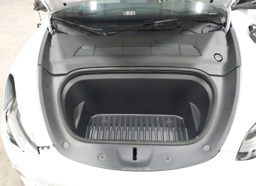 Photo 10 of 2024 Tesla Model Y LONG RANGE DUAL MOTOR ALL-WHEEL DRIVE (VIN 7SAYGDEE3RA301337)