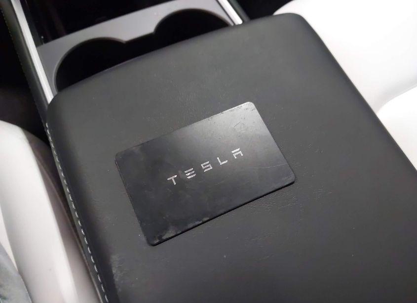 Photo 11 of 2024 Tesla Model Y LONG RANGE DUAL MOTOR ALL-WHEEL DRIVE (VIN 7SAYGDEE3RA301337)