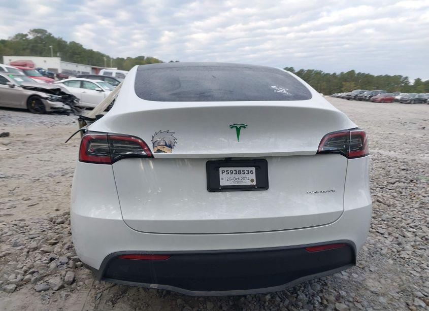 Photo 15 of 2024 Tesla Model Y LONG RANGE DUAL MOTOR ALL-WHEEL DRIVE (VIN 7SAYGDEE3RA317909)