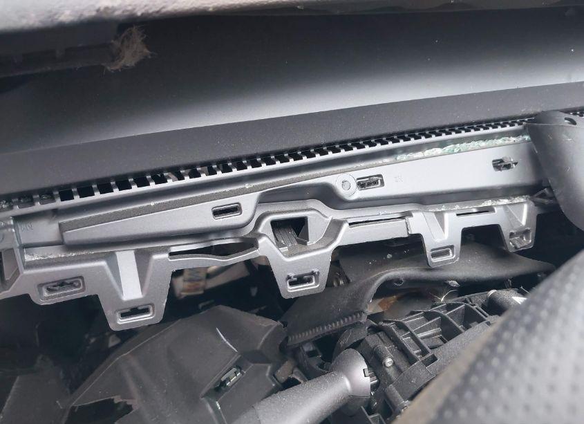 Photo 7 of 2024 Tesla Model Y LONG RANGE DUAL MOTOR ALL-WHEEL DRIVE (VIN 7SAYGDEE3RA317909)