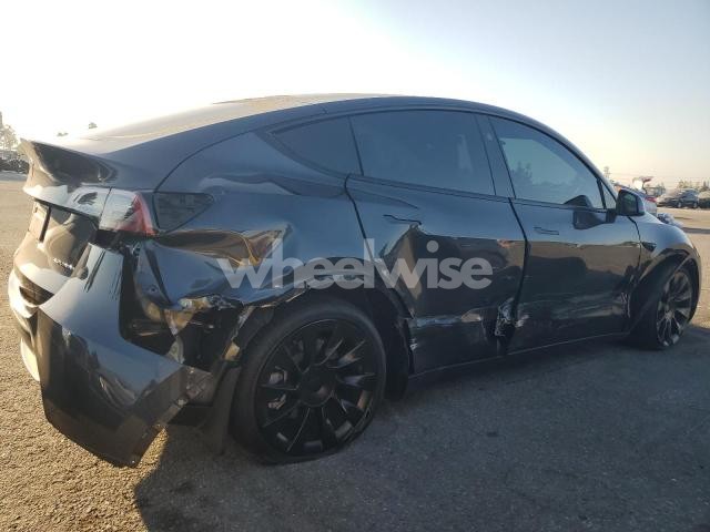 Photo 12 of 2024 TESLA MODEL Y (VIN 7SAYGDEE3RF066375)