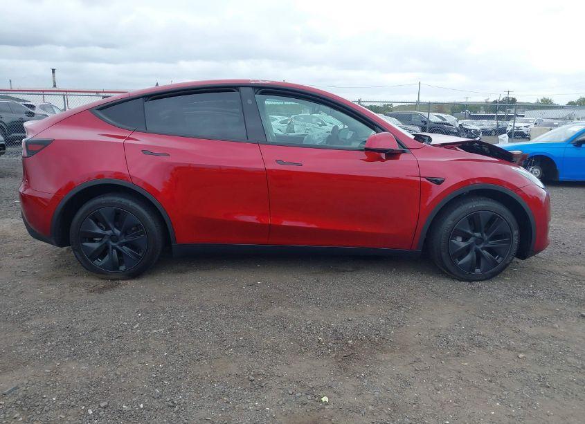 Photo 13 of 2024 Tesla Model Y LONG RANGE DUAL MOTOR ALL-WHEEL DRIVE (VIN 7SAYGDEE3RF152611)