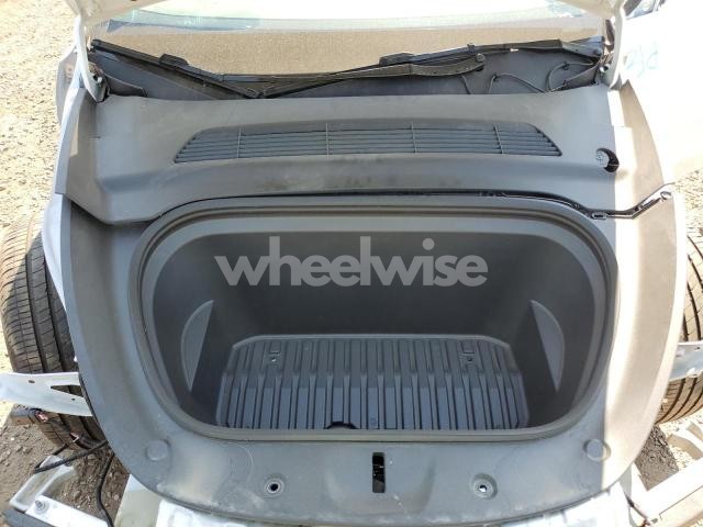 Photo 8 of 2024 TESLA MODEL Y (VIN 7SAYGDEE3RF154326)