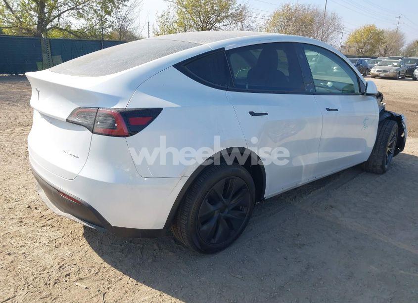 Photo 4 of 2025 Tesla Model Y LONG RANGE DUAL MOTOR ALL-WHEEL DRIVE (VIN 7SAYGDEE3SA359986)