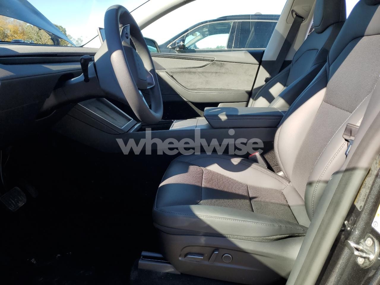 Photo 7 of 2026 TESLA MODEL Y N/A (VIN 7SAYGDEE3TA389815)