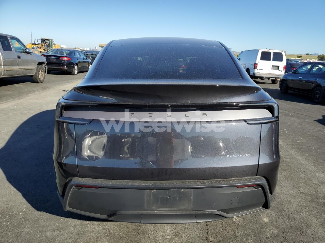 Photo 6 of 2026 TESLA MODEL Y (VIN 7SAYGDEE3TF339080)