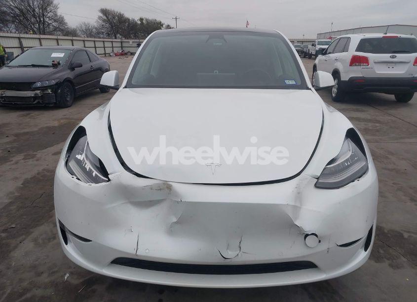 Photo 12 of 2022 Tesla Model Y LONG RANGE DUAL MOTOR ALL-WHEEL DRIVE (VIN 7SAYGDEE4NA010632)
