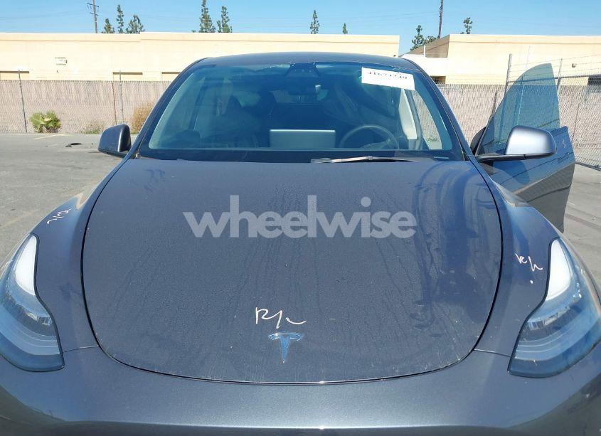 Photo 10 of 2022 Tesla Model Y LONG RANGE DUAL MOTOR ALL-WHEEL DRIVE (VIN 7SAYGDEE4NF356392)