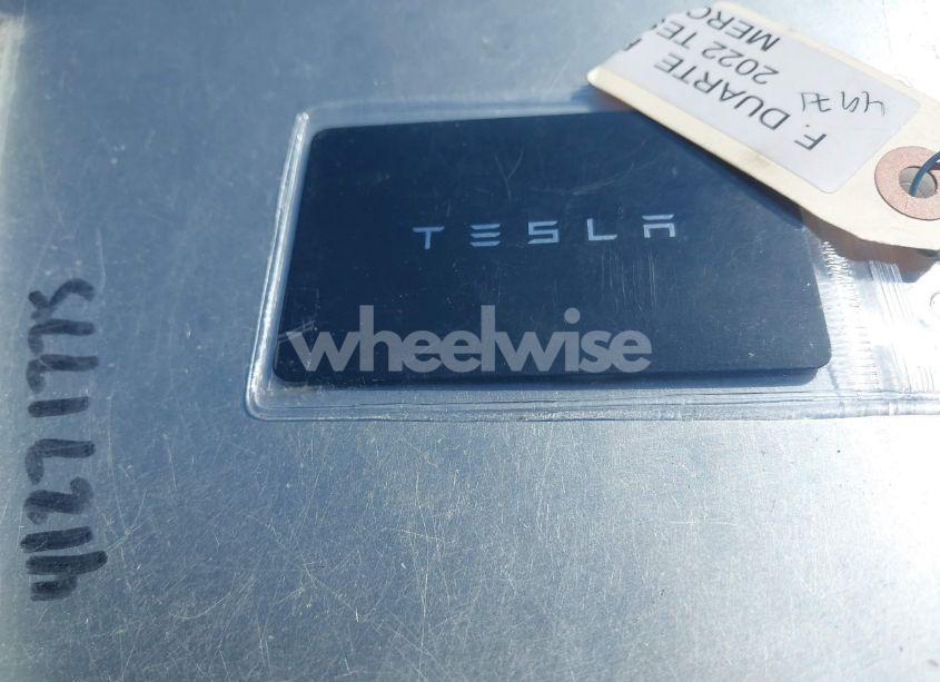 Photo 11 of 2022 Tesla Model Y LONG RANGE DUAL MOTOR ALL-WHEEL DRIVE (VIN 7SAYGDEE4NF356392)