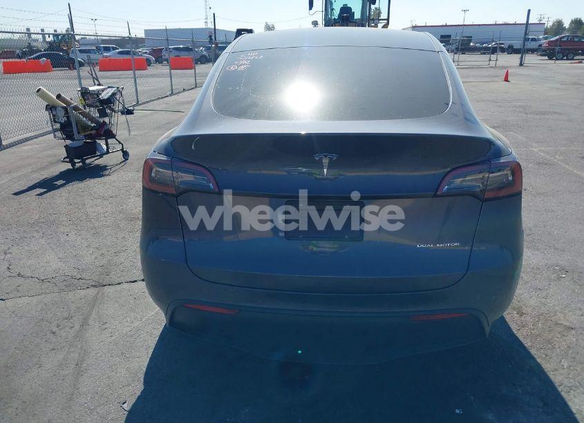 Photo 16 of 2022 Tesla Model Y LONG RANGE DUAL MOTOR ALL-WHEEL DRIVE (VIN 7SAYGDEE4NF356392)