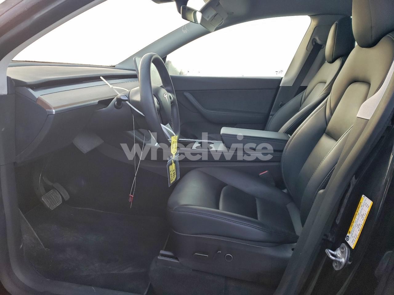 Photo 7 of 2022 TESLA MODEL Y (VIN 7SAYGDEE4NF440177)