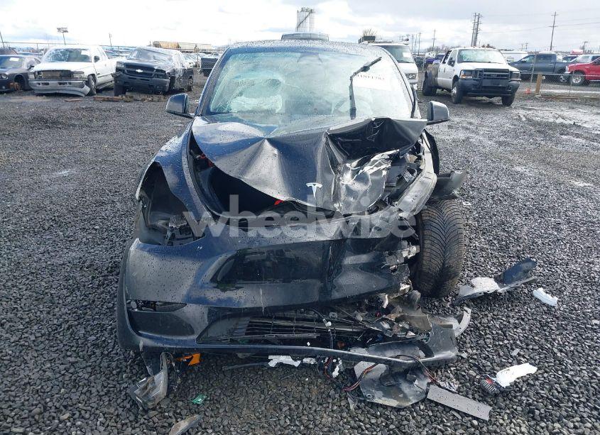 Photo 11 of 2022 Tesla Model Y LONG RANGE DUAL MOTOR ALL-WHEEL DRIVE (VIN 7SAYGDEE4NF447985)