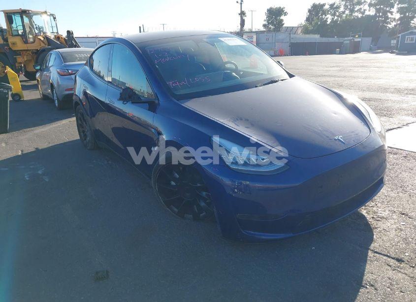 2023 Tesla Model Y AWD/LONG RANGE DUAL MOTOR ALL-WHEEL DRIVE (VIN 7SAYGDEE4PA035856) main photo