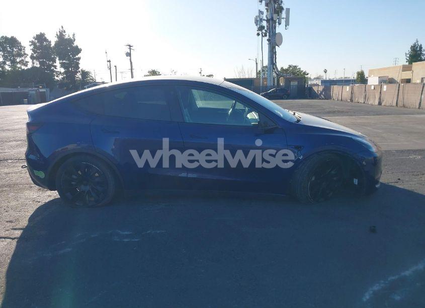 Photo 13 of 2023 Tesla Model Y AWD/LONG RANGE DUAL MOTOR ALL-WHEEL DRIVE (VIN 7SAYGDEE4PA035856)