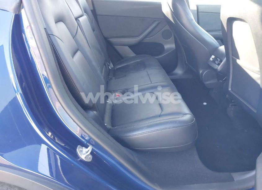 Photo 8 of 2023 Tesla Model Y AWD/LONG RANGE DUAL MOTOR ALL-WHEEL DRIVE (VIN 7SAYGDEE4PA035856)