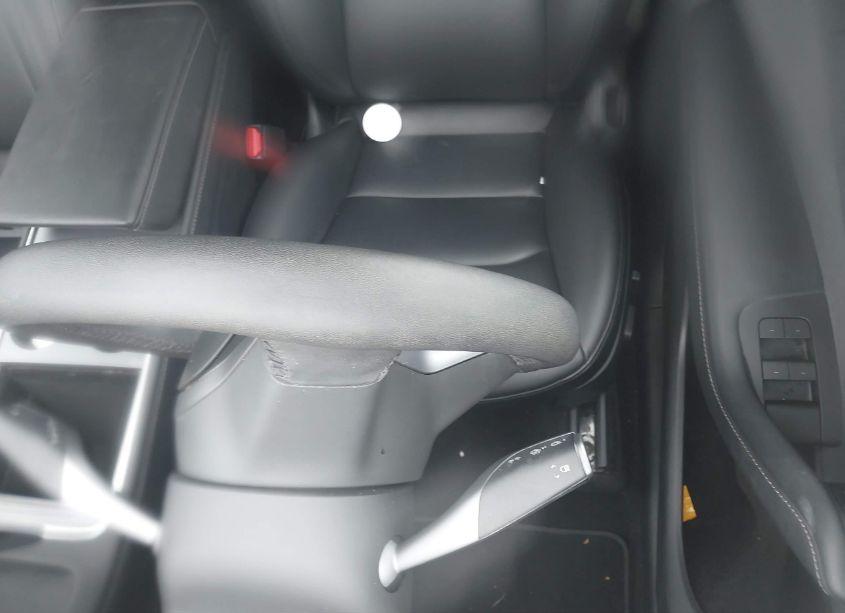 Photo 7 of 2023 Tesla Model Y AWD/LONG RANGE DUAL MOTOR ALL-WHEEL DRIVE (VIN 7SAYGDEE4PA044556)