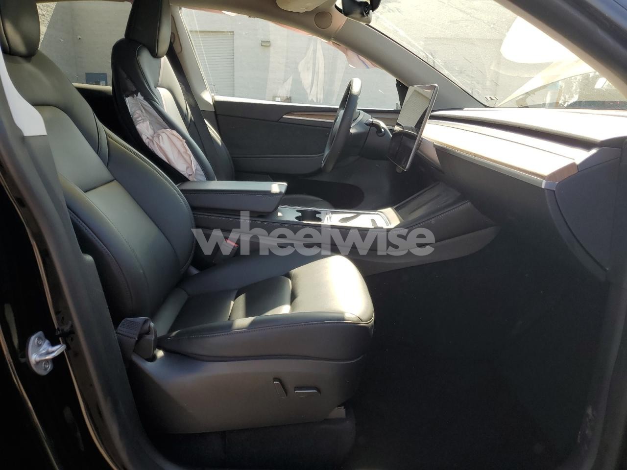 Photo 7 of 2023 TESLA MODEL Y (VIN 7SAYGDEE4PA098083)