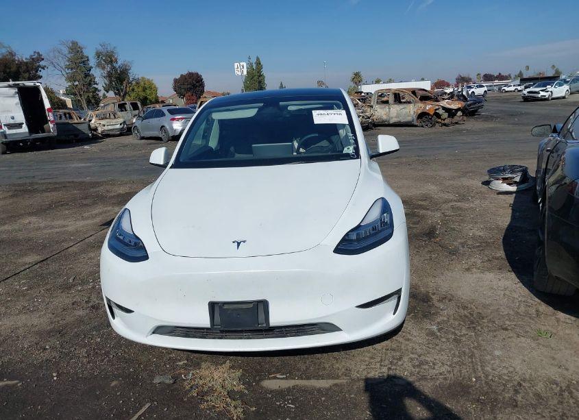 Photo 12 of 2023 Tesla Model Y AWD/LONG RANGE DUAL MOTOR ALL-WHEEL DRIVE (VIN 7SAYGDEE4PA136010)