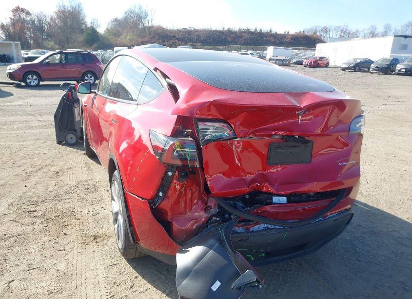 Photo 6 of 2023 Tesla Model Y AWD/LONG RANGE DUAL MOTOR ALL-WHEEL DRIVE (VIN 7SAYGDEE4PA141398)