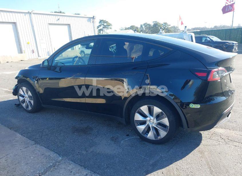 Photo 14 of 2023 Tesla Model Y (VIN 7SAYGDEE4PA175275)