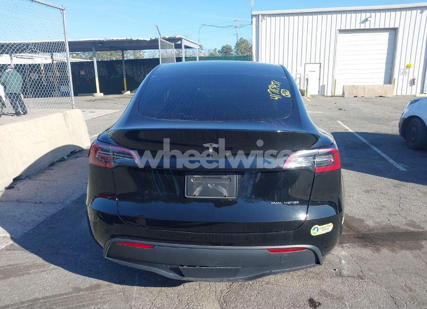 Photo 16 of 2023 Tesla Model Y (VIN 7SAYGDEE4PA175275)