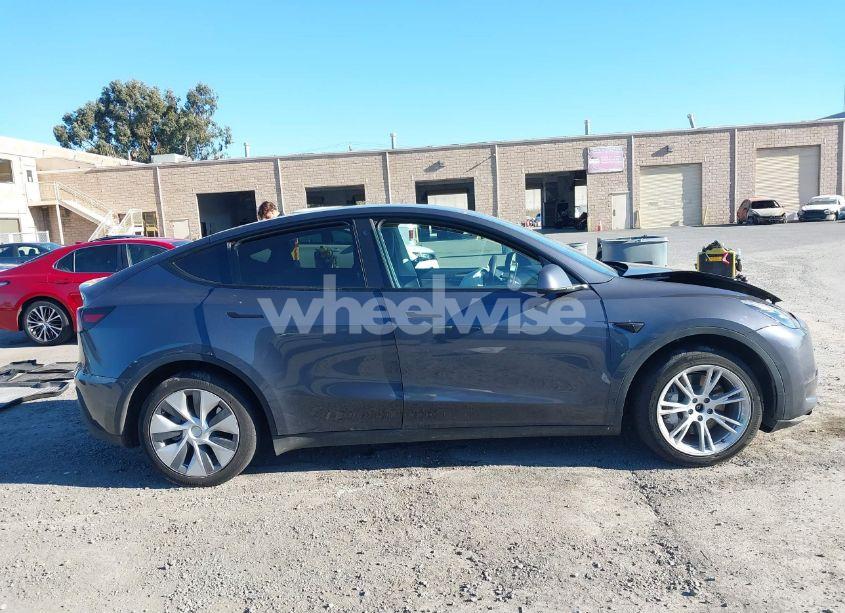 Photo 12 of 2023 Tesla Model Y AWD/LONG RANGE DUAL MOTOR ALL-WHEEL DRIVE (VIN 7SAYGDEE4PF587988)