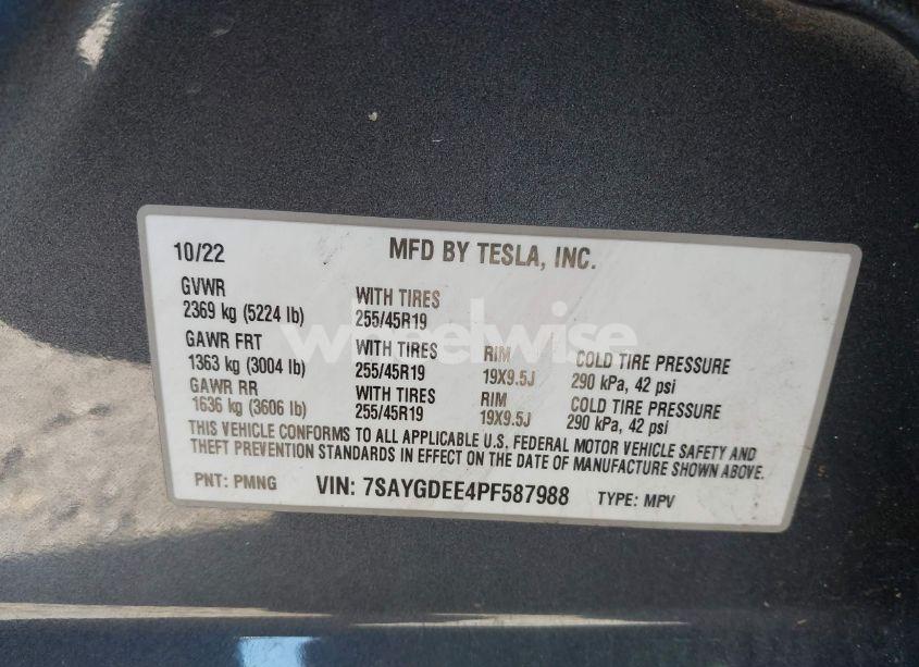 Photo 9 of 2023 Tesla Model Y AWD/LONG RANGE DUAL MOTOR ALL-WHEEL DRIVE (VIN 7SAYGDEE4PF587988)