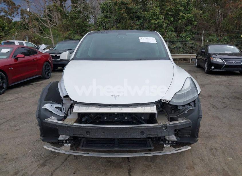 Photo 13 of 2023 Tesla Model Y AWD/LONG RANGE DUAL MOTOR ALL-WHEEL DRIVE (VIN 7SAYGDEE4PF621640)